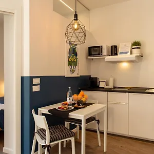 Affittacamere Augusto One-room - Center - Corso51, Rimini